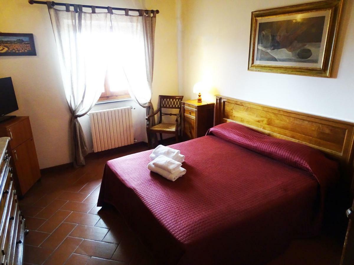 Hotel Sabrina Кортона Экстерьер фото